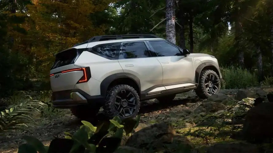 Kia EV5 WKNDR concept ra mắt với thiết kế hầm hố.