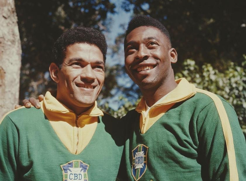 Garrincha phải gánh vác trách nhiệm dẫn dắt Brazil do Pele để lại