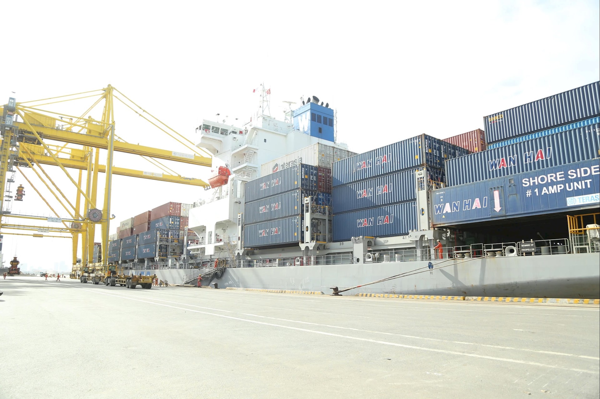 Hạ tầng tại cảng Tiên Sa. Ảnh: MAI QUẾ