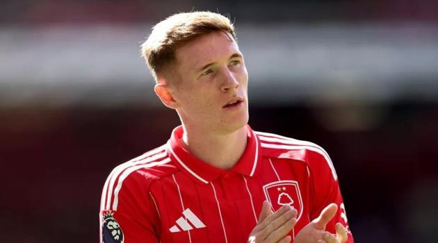 Man City cũng muốn có Elliot Anderson.