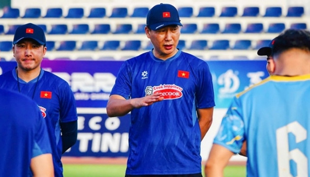 HLV Kim Sang-sik trước áp lực săn vàng SEA Games 33.