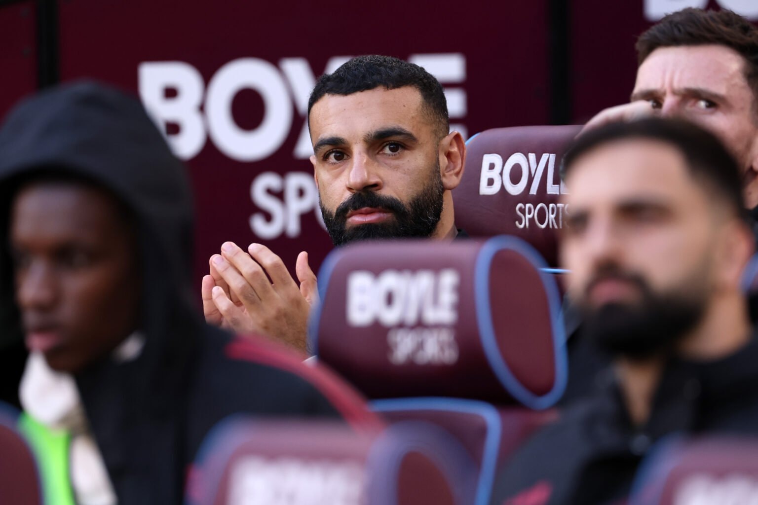 Salah không còn là cái tên không thể đụng đến ở Anfield.