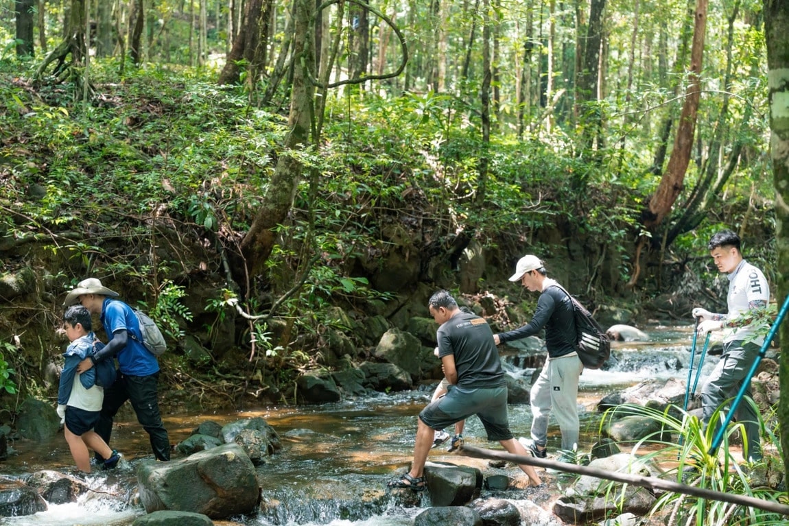 trekking suối Tiên Phú Quốc