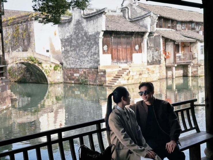 Vợ chồng Quế Ngọc Hải rong ruổi Ô Trấn cuối thu - 7