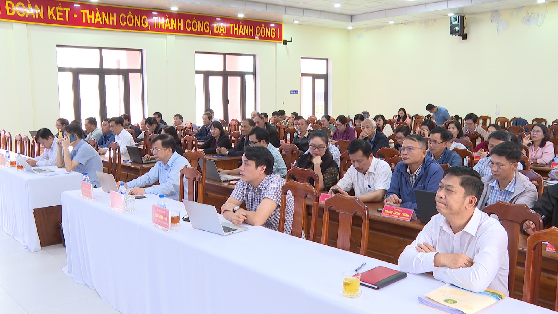 PS 3-12 XA THANG TRUONG PHONG CHONG MA TUY TRONG HOC DUONG.00_00_33_06.Still003