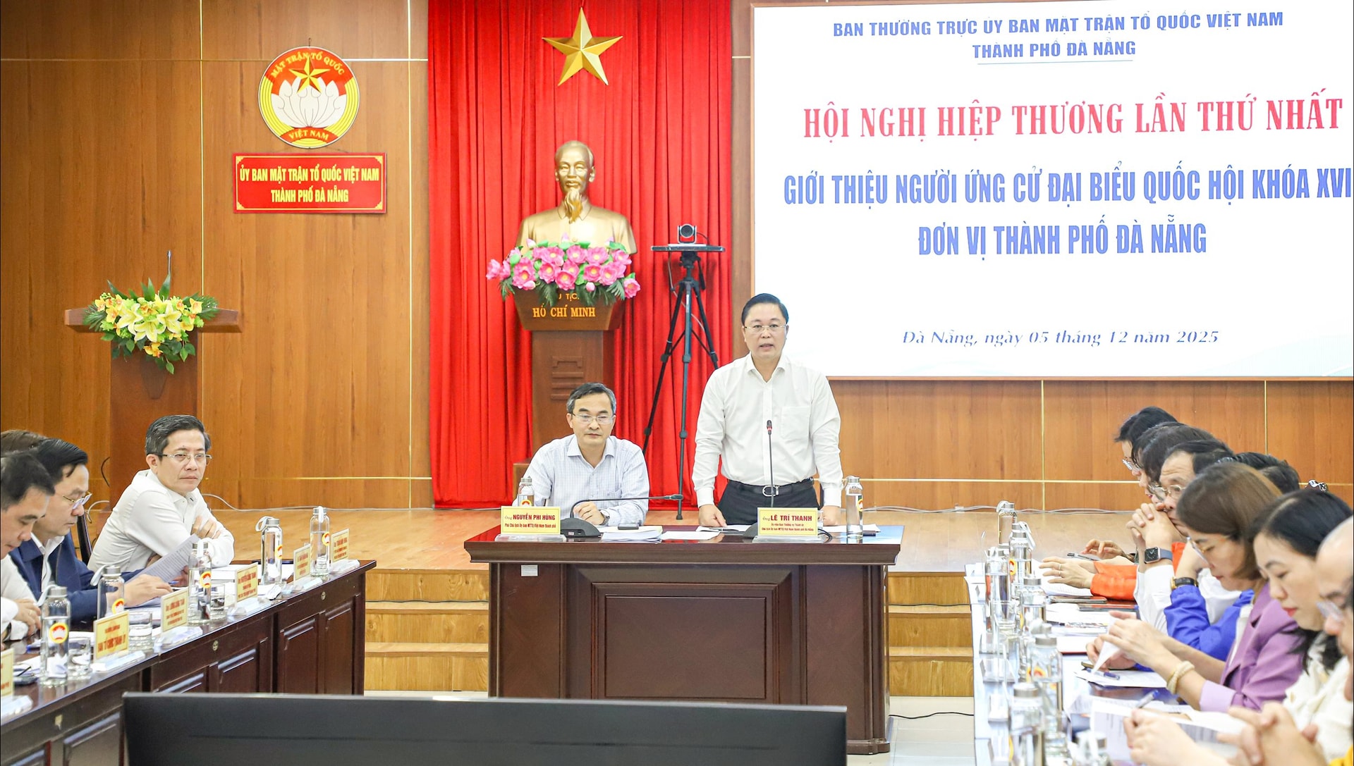 5-12 A thanh 1