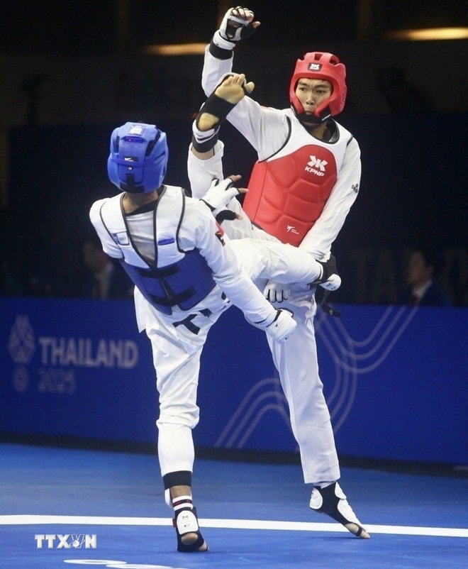 ttxvn-vdv-taekwondo-nguyen-hong-trong-1112.jpg