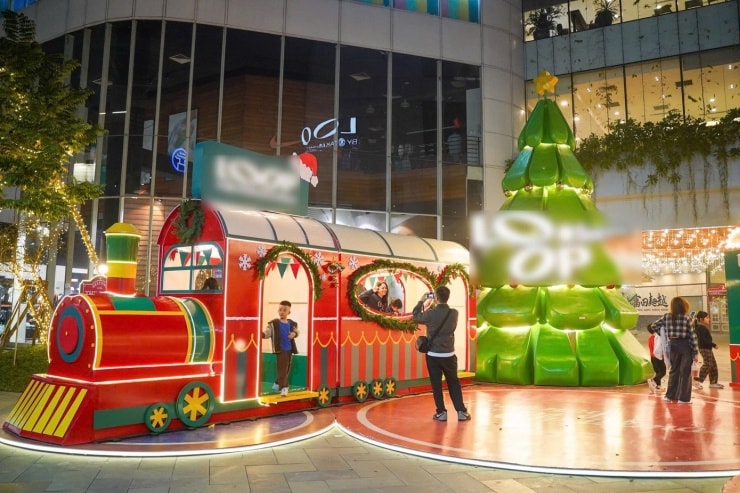 Hà Nội như 'bản hòa tấu ánh sáng' dịp Giáng sinh - 12