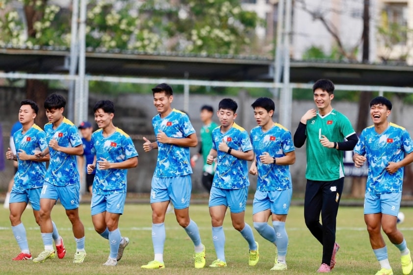 U22 Việt Nam tập luyện chiều 12/12