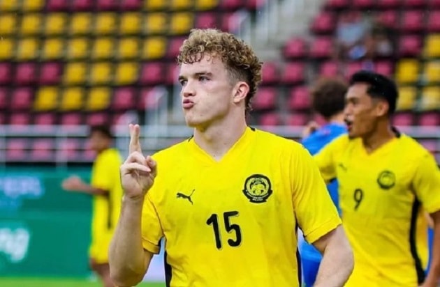 Tiền đạo Fergus Tierney của U22 Malaysia trong một buổi tập.
