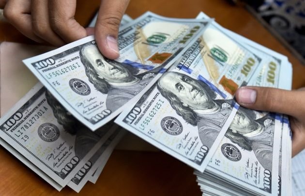 Tỷ giá USD hôm nay 15/12/2025: DXY duy trì dưới 99 điểm