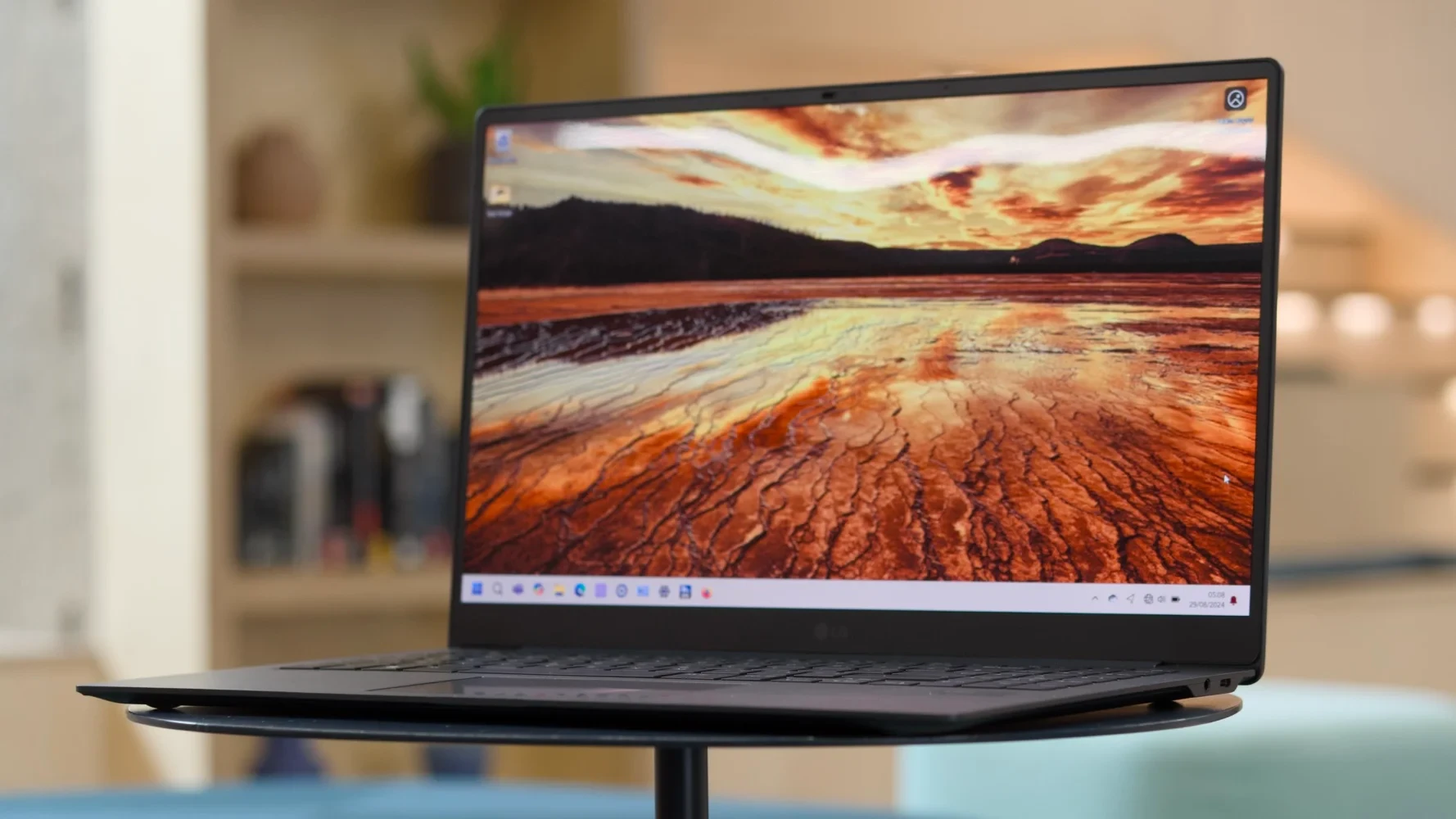 Màn hình OLED của LG Gram SuperSlim