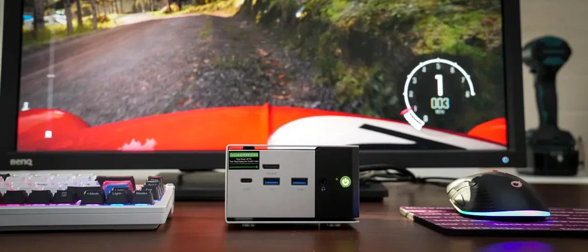 Bên trong GMKtec NucBox M8 với các linh kiện được sắp xếp gọn gàng