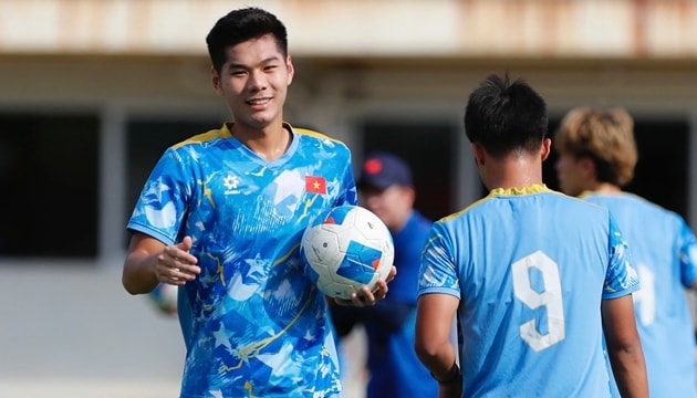 Trung vệ Nguyễn Hiểu Minh tự tin trước trận đấu với U22 Thái Lan tại chung kết SEA Games 33.