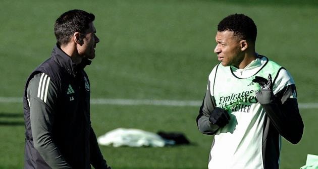 Alonso đối mặt với nhiều vấn đề ở Real.
