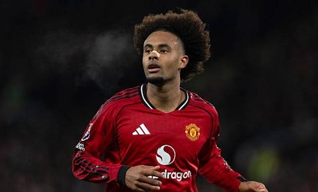 Manchester United tính bán Joshua Zirkzee.