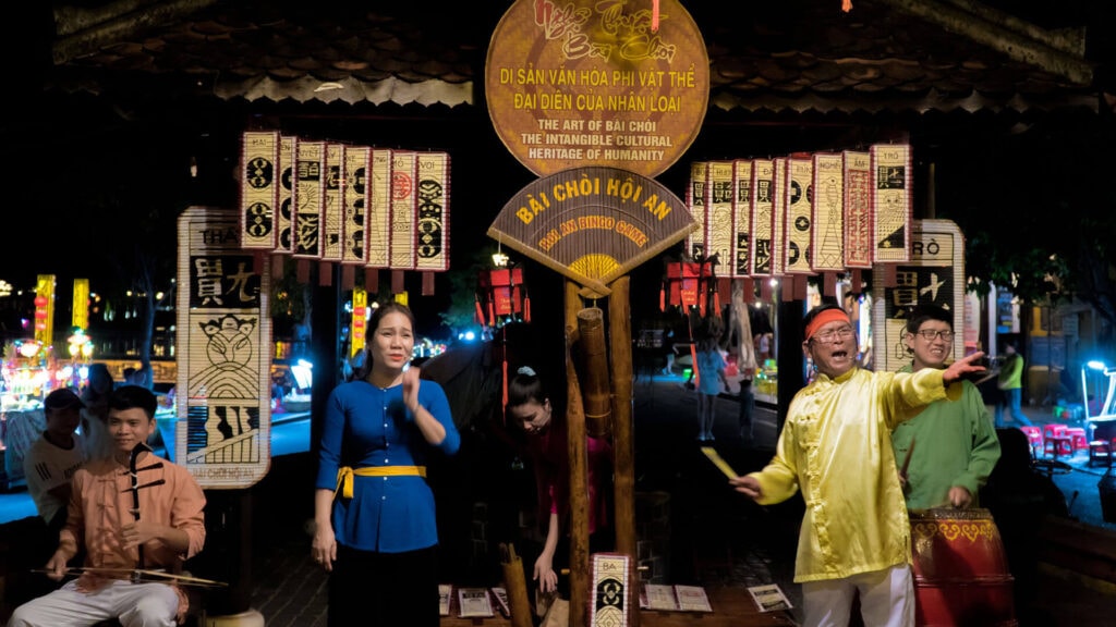 nghe-thuat-bai-choi-trung-bo-viet-nam-da-nang-04-1024x576.jpg