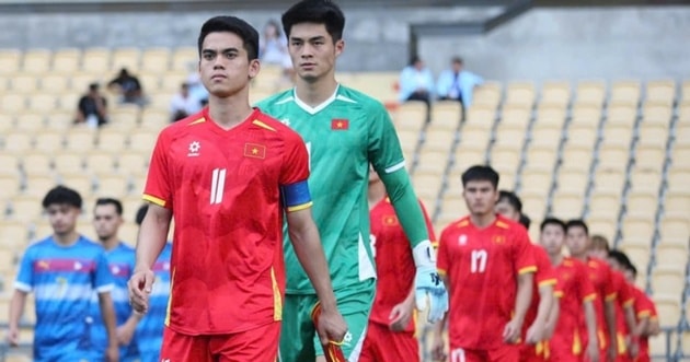 Khuất Văn Khang trong màu áo đội tuyển U22 Việt Nam, chuẩn bị cho trận đấu lịch sử.