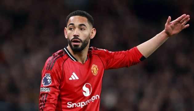 Matheus Cunha không thực hiện những quả phạt góc khi tới Manchester United.