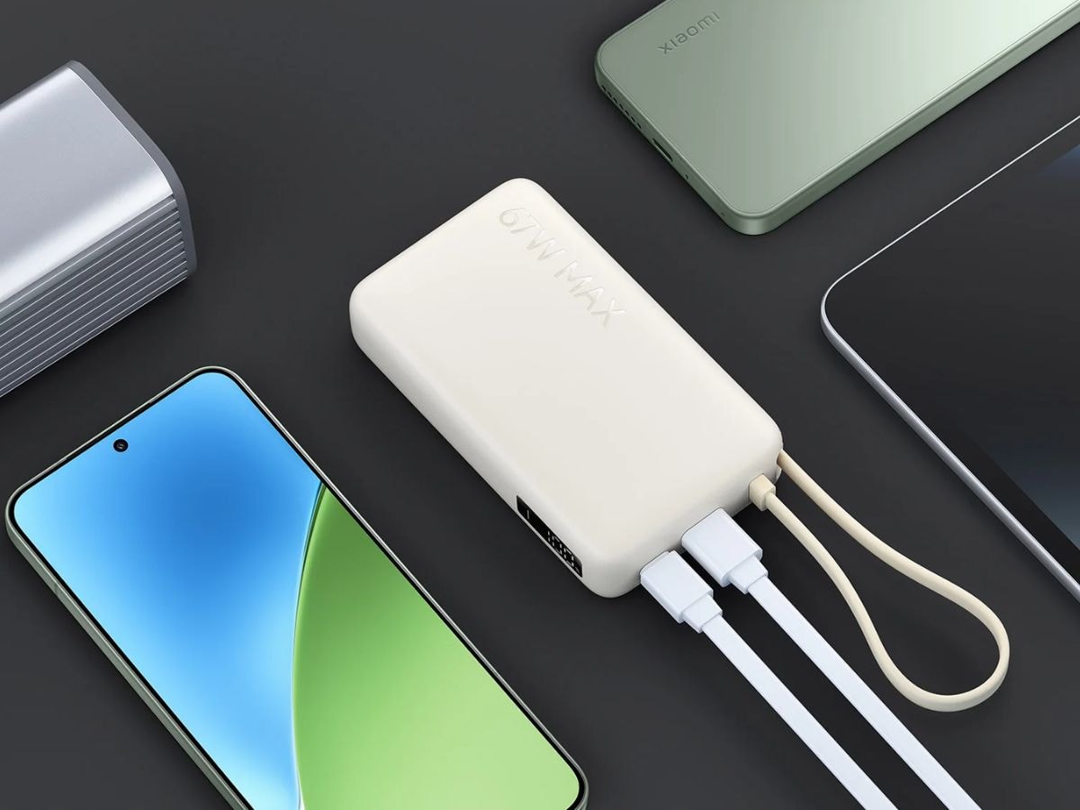 Pin sạc dự phòng Xiaomi 67W 10000mAh với cáp tích hợp đang được bán tại Anh.