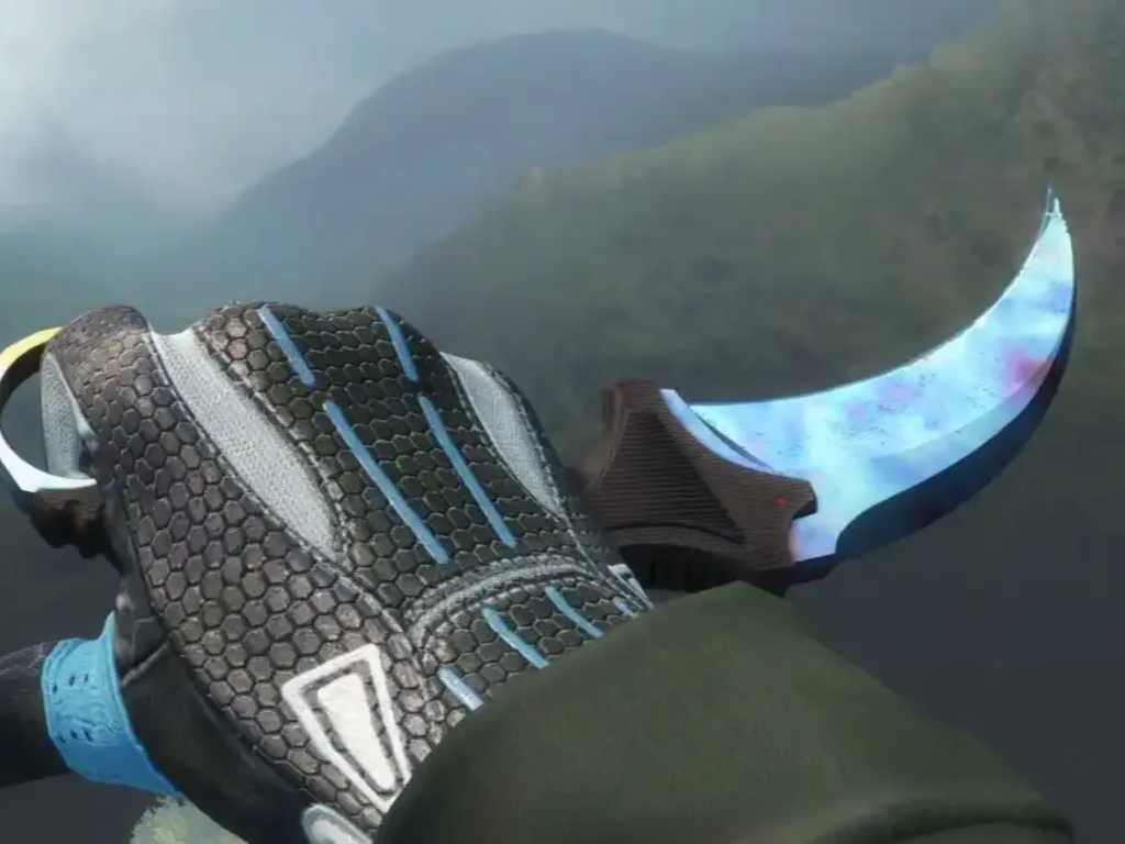 Ảnh chụp màn hình dao Karambit Case Hardened (nguồn ảnh: Skinflow)