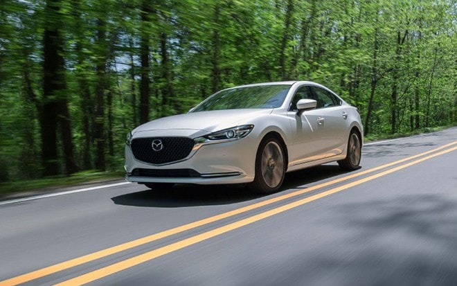 Khối động cơ SkyActiv-G trên Mazda6 mang lại khả năng vận hành ổn định.