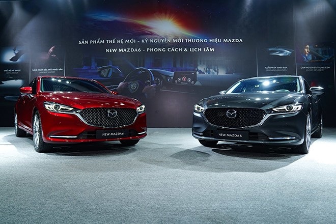 Thiết kế đầu xe Mazda6 2025 với lưới tản nhiệt và cụm đèn LED sắc sảo.