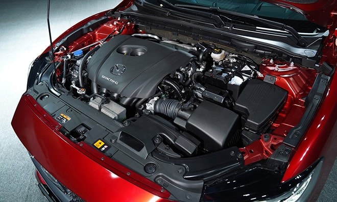 Nội thất Mazda6 được bố trí tinh giản và sử dụng vật liệu cao cấp.