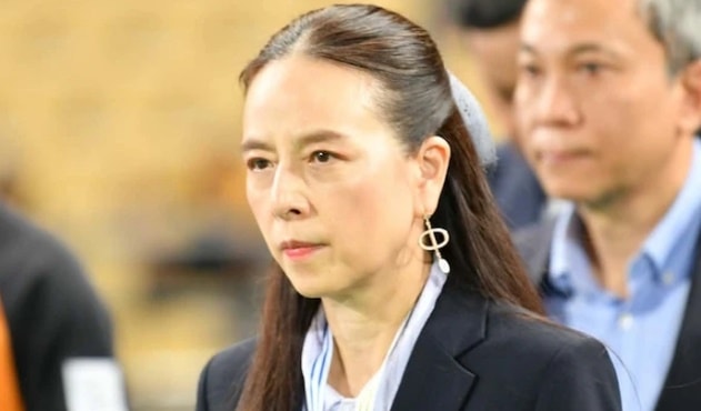 Nét mặt thất vọng của Madam Pang khi chứng kiến U22 Thái Lan bị lội ngược dòng.