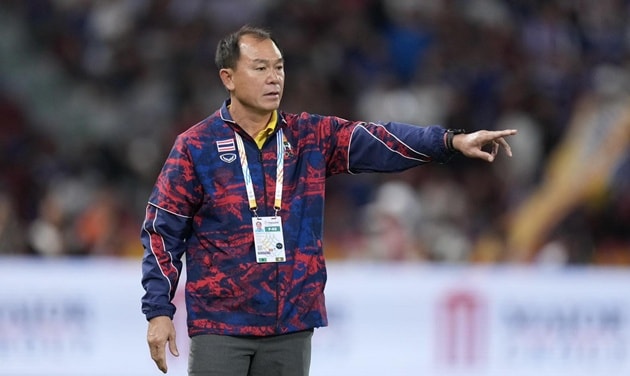 HLV U22 Thái Lan nhận những lời nói trái chiều sau thất bại tại SEA Games 33