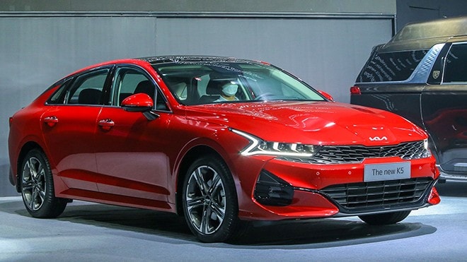 Thiết kế đầu xe KIA K5 2025