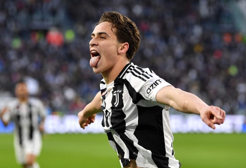 Manchester United sẵn sàng gửi lời đề nghị 100 triệu euro cho Kenan Yildiz