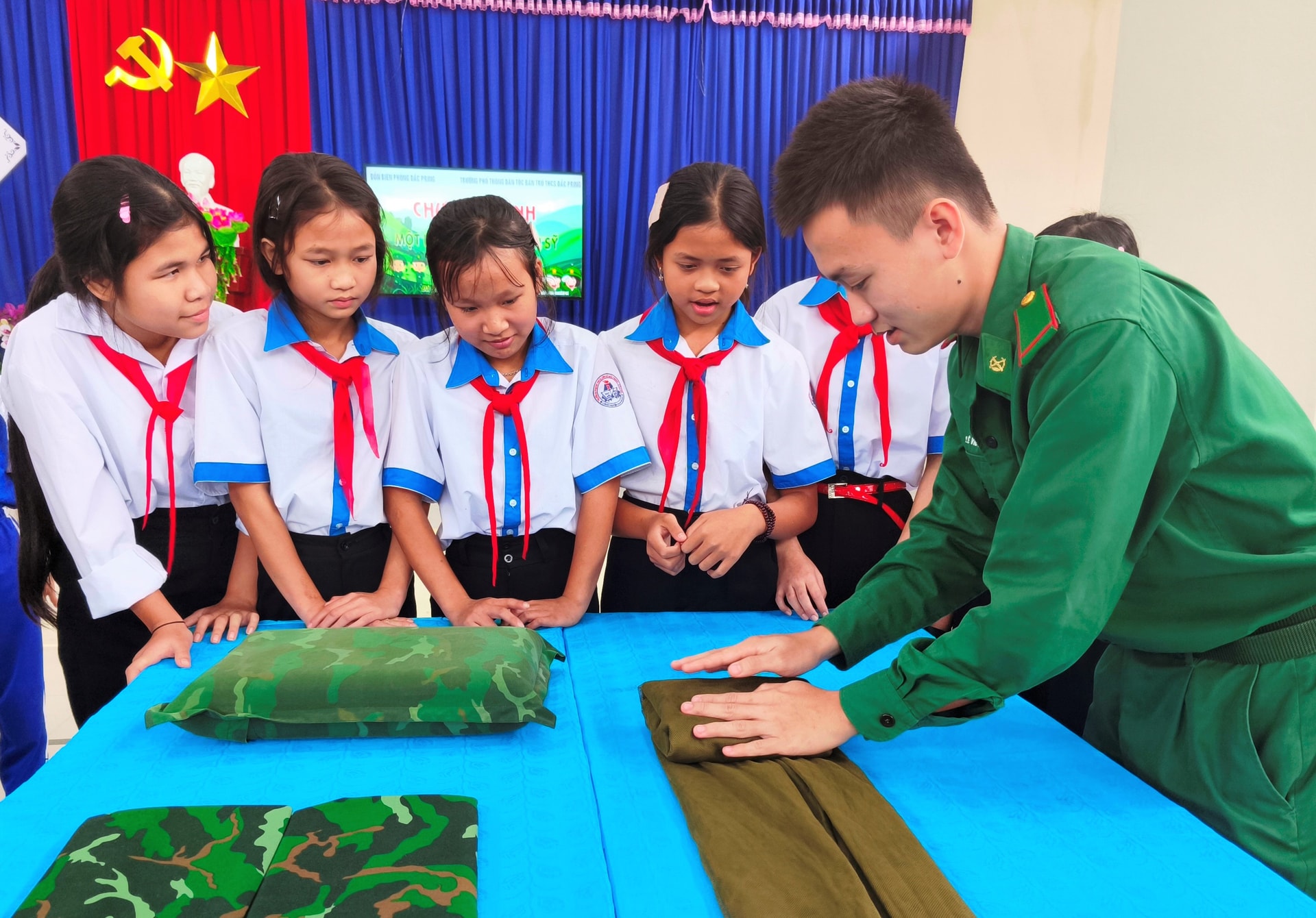 GẤP NOI VU