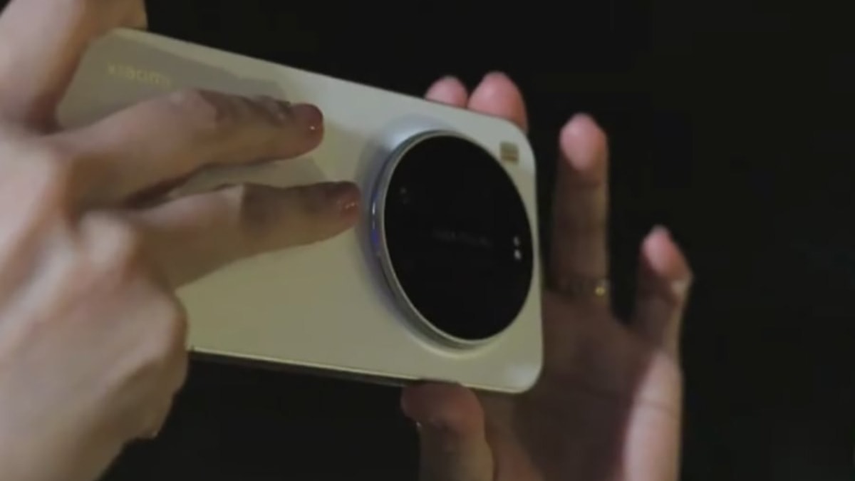 Xiaomi 17 Ultra duy trì phong cách thiết kế của dòng Ultra