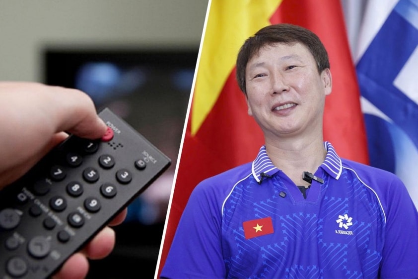 Gia đình HLV Kim Sang-sik theo dõi trận chung kết từ Hàn Quốc