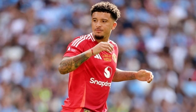 MU cần sớm đưa ra quyết định về tương lai Jadon Sancho.