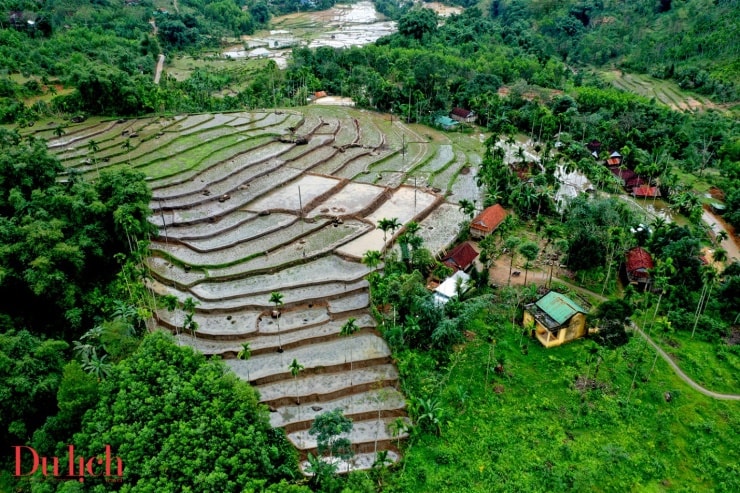 Cảnh quan kỳ vĩ của vùng cao Quảng Ngãi