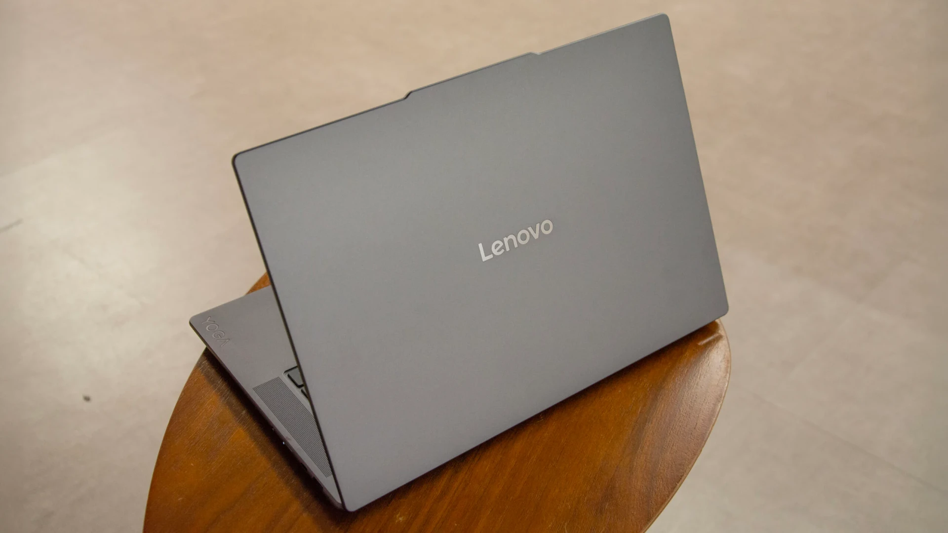 Lenovo Yoga Slim 7i Gen 9 Aura Edition15