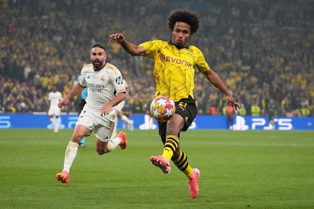 Karim Adeyemi trong màu áo Dortmund