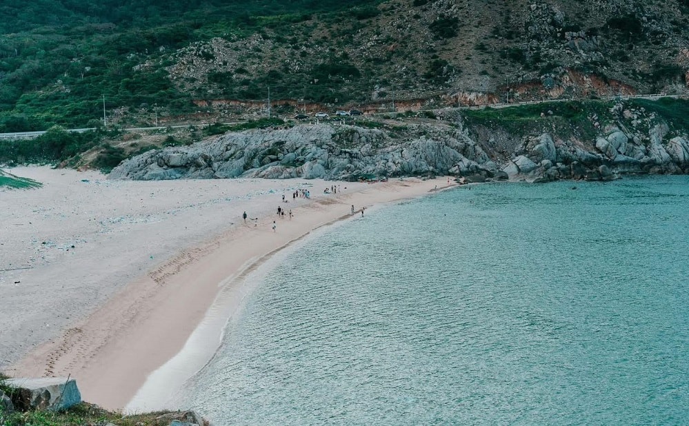 Bãi Chuối Ninh Thuận mùa hè 