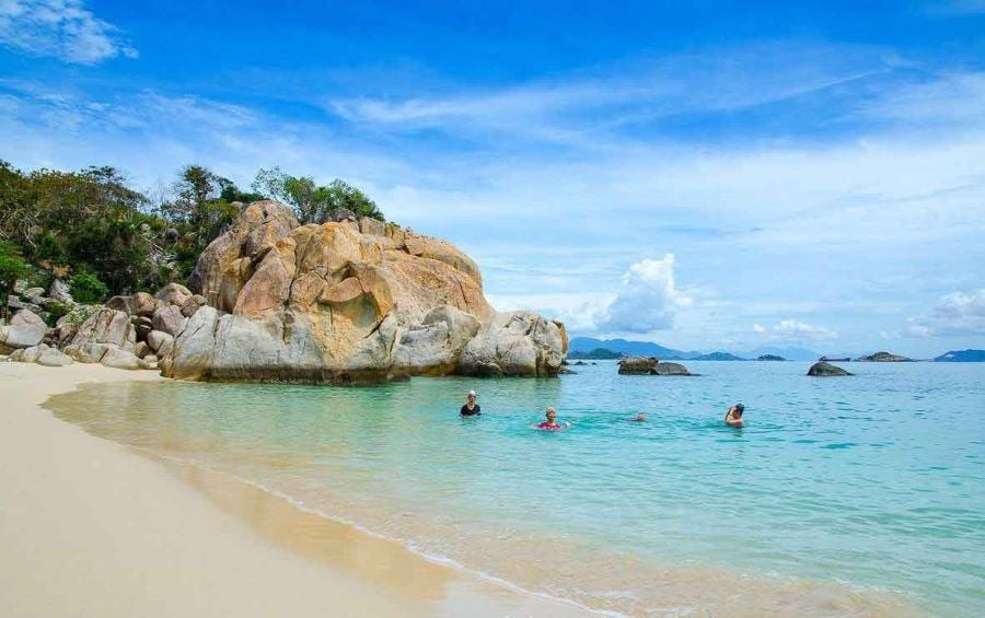 Vẻ đẹp biển bãi Chuối 