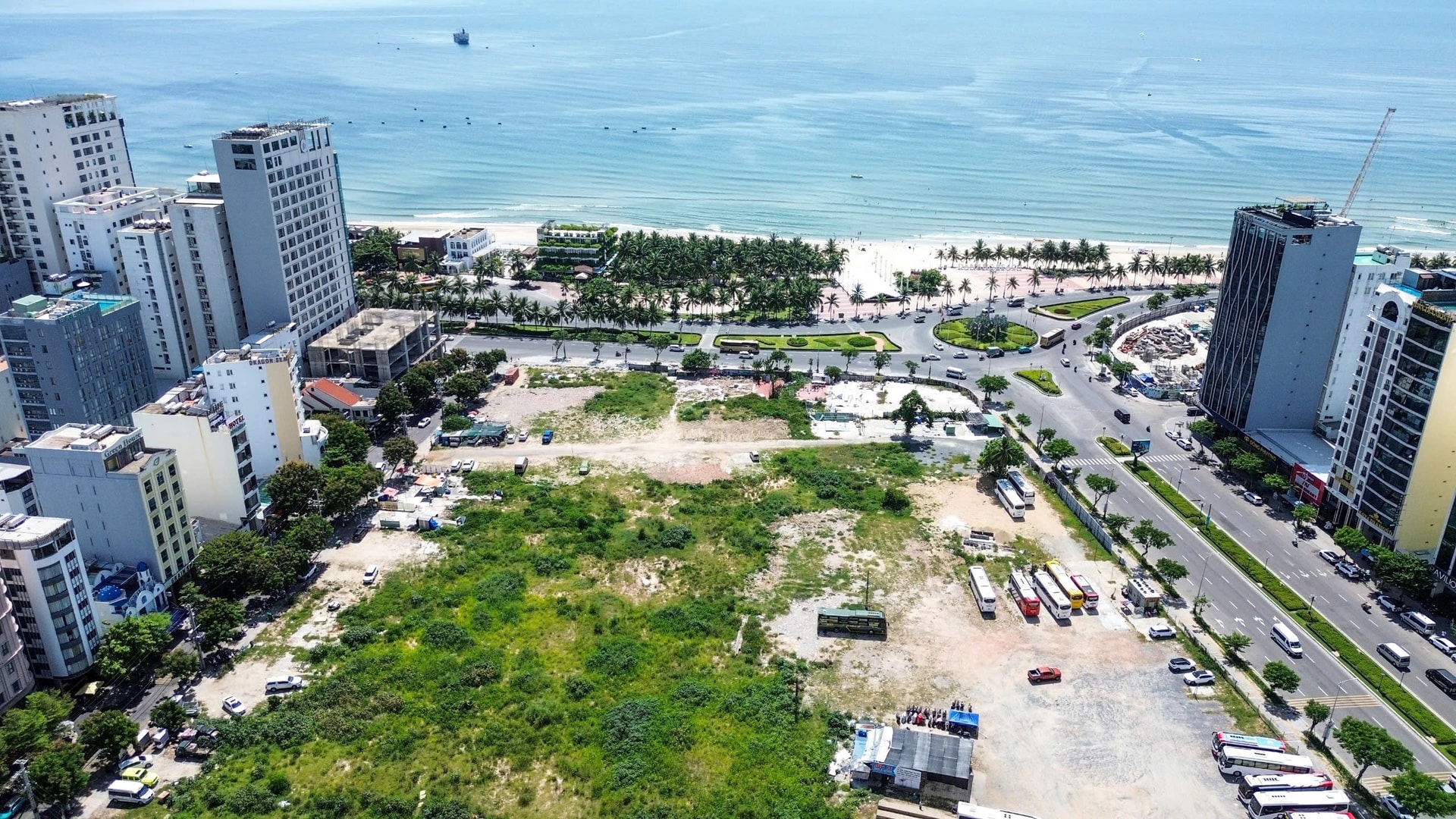 Vị trí hình thành khu lõi Trung tâm tài chính quốc tế nằm tại không gian ven biển Mỹ Khê, phường An Hải. Ảnh: XUÂN SƠN