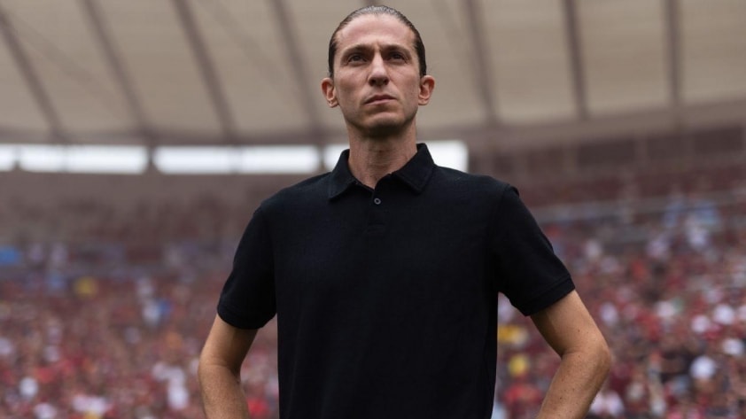 Filipe Luis đang là ứng viên hàng đầu thay thế Maresca sau thành công tại Flamengo.