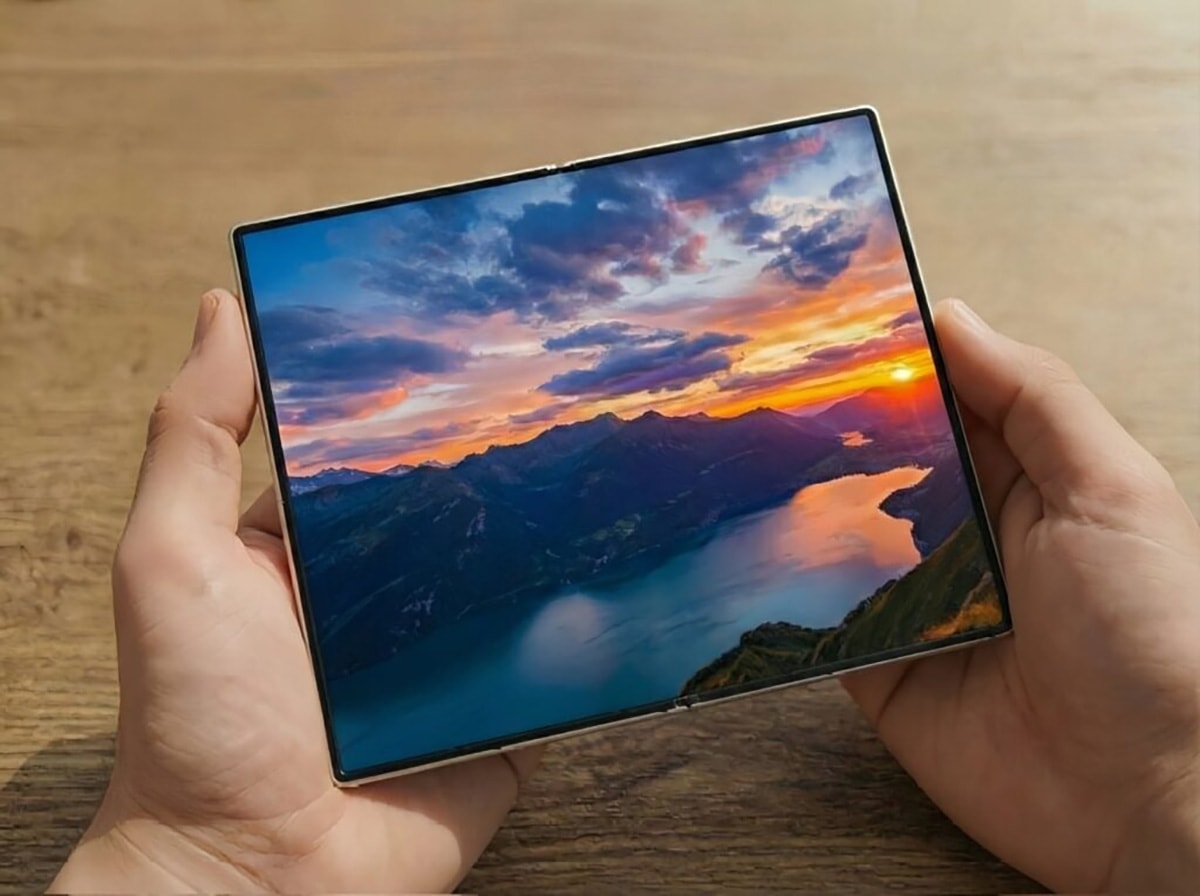 Thiết kế bản rộng của Galaxy Wide Fold giúp trải nghiệm gõ phím và xem nội dung tốt hơn