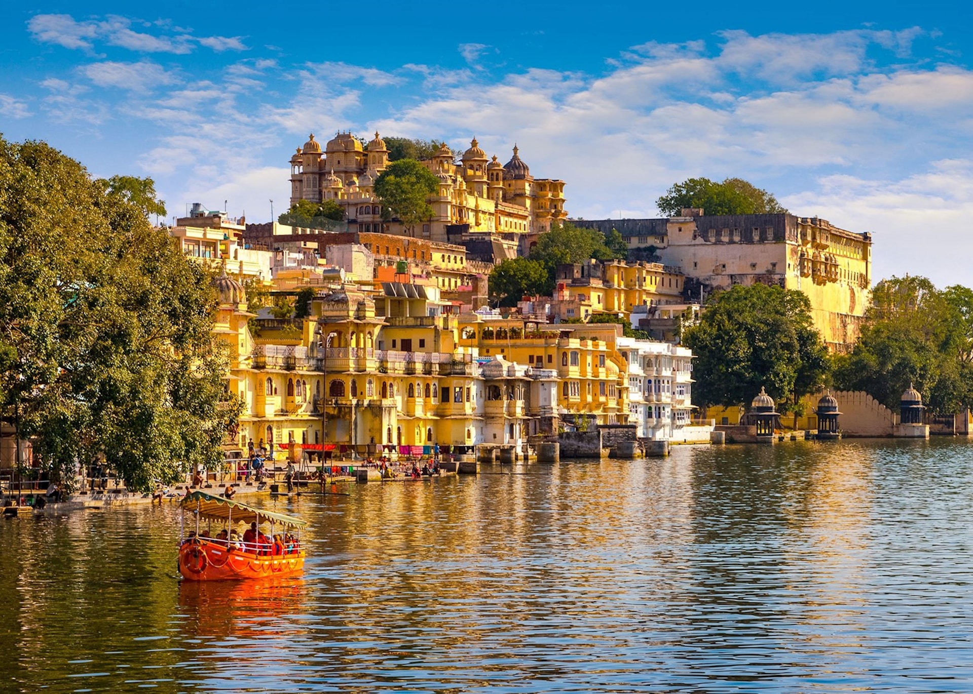 Vẻ đẹp lãng mạn của thành phố hồ Udaipur, Ấn Độ