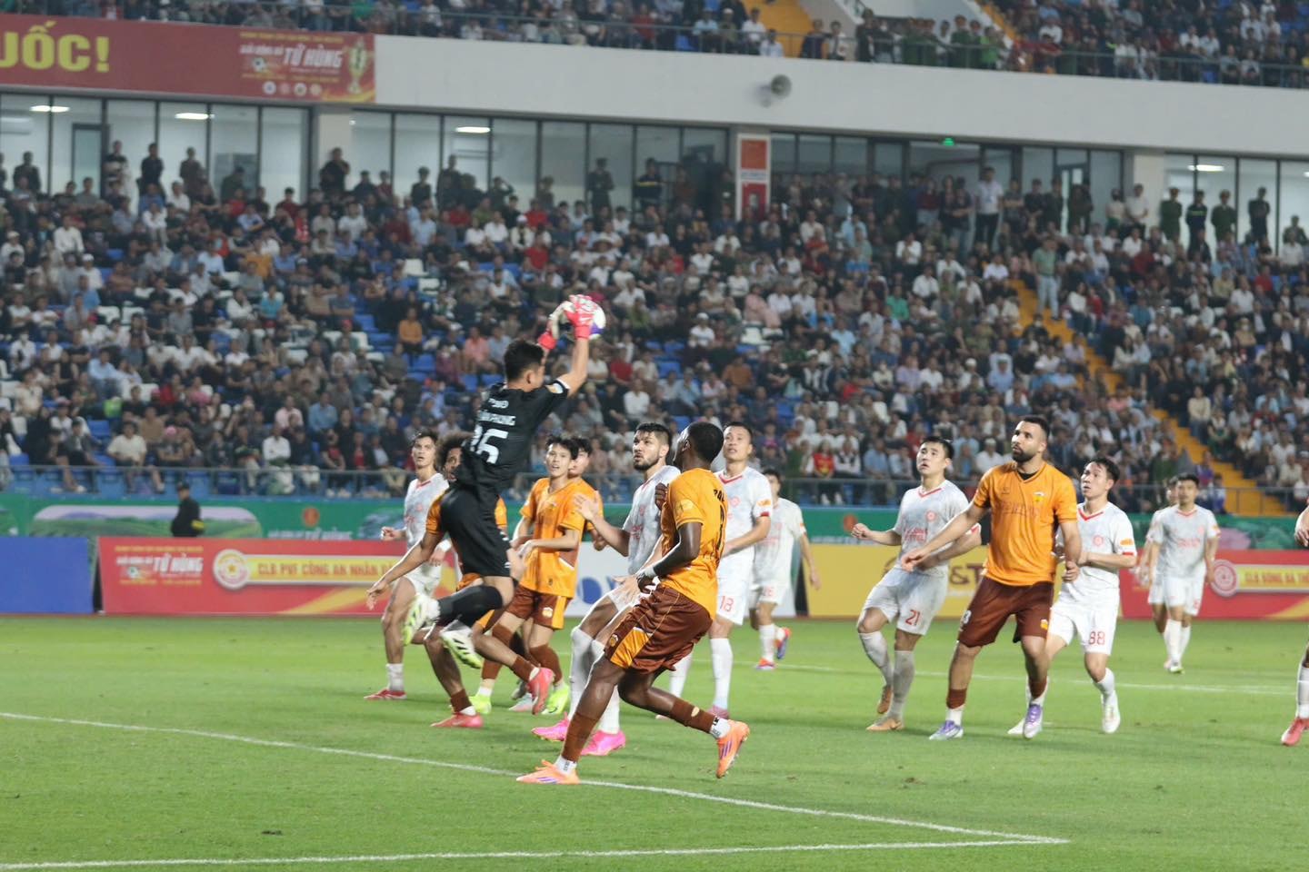 HAGL chia điểm với Thể Công Viettel tại giải Tứ hùng Thái Nguyên 2025