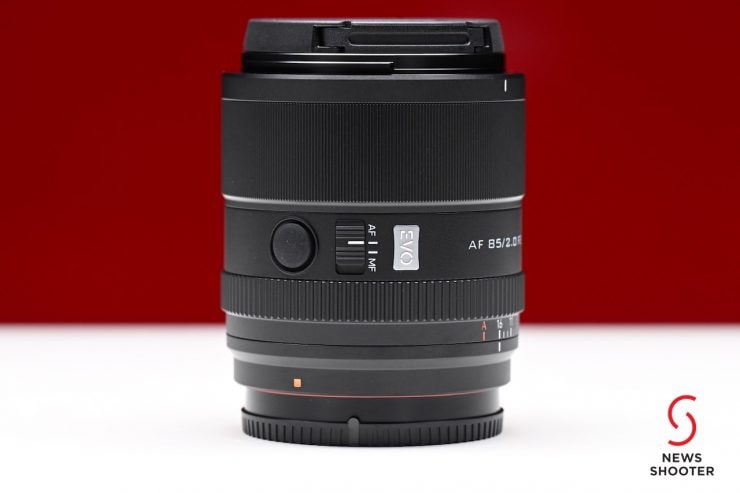 Viltrox AF 85mm F2.0 EVO trên máy ảnh Sony