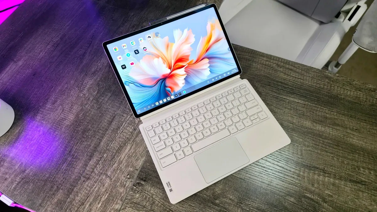 Giao diện Android trên Lenovo Yoga Tab Plus