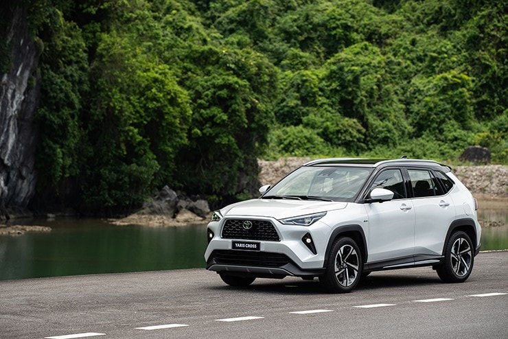 Toyota Yaris Cross phiên bản 2025 tại đại lý