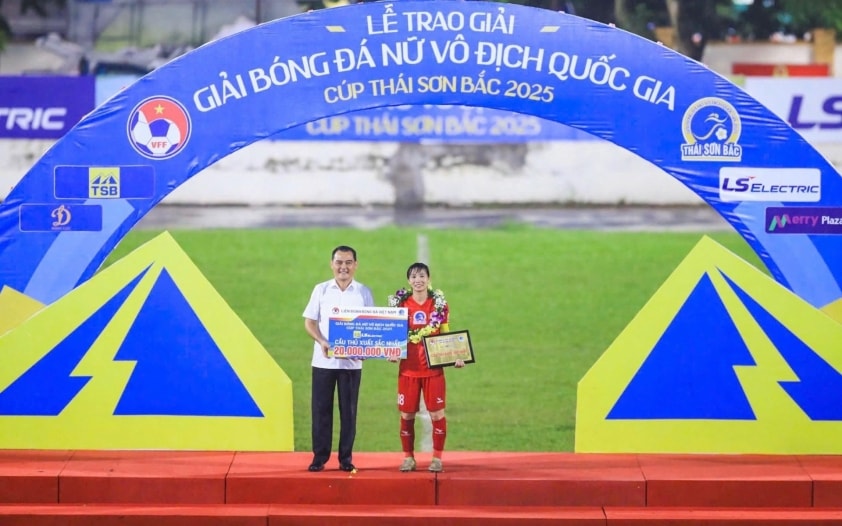 Thùy Trang cùng các danh hiệu cá nhân và tập thể trong năm 2025